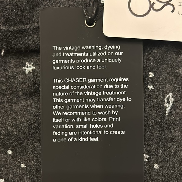 Chaser Charcoal Gray / Silver Bolt / Star Sweater.  Girls 14 NWT - Picture 6 of 8